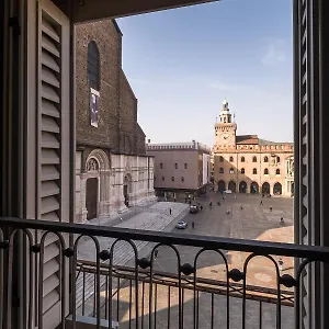 Urbanicooh Asinelli - Balcony On Piazza Maggiore , Bologne Italie